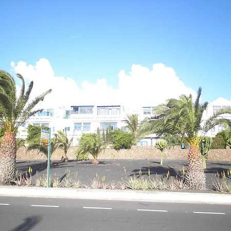 Los Pinos Costa Teguise